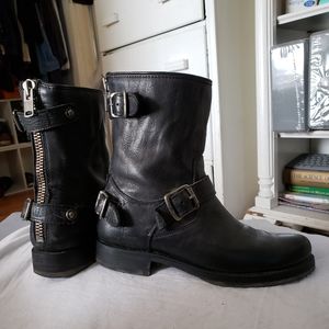 Frye Veronica 7.5 Black
